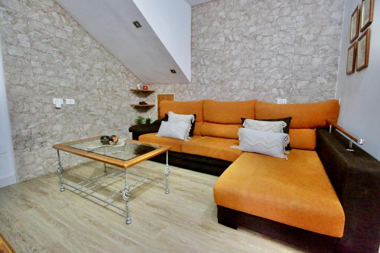 Ohana Ático Avenida Chayofita Los Cristianos  Exterior foto